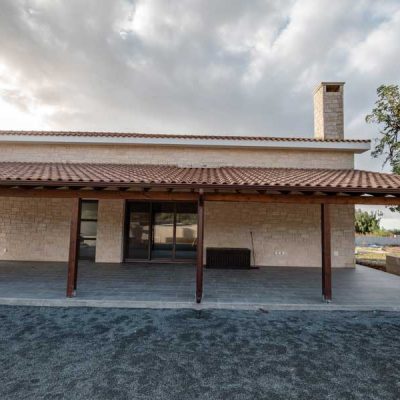 Contemporary-House-in-Souni-10