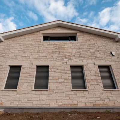 Contemporary-House-in-Souni-8