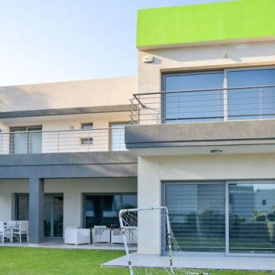 Deluxe-Modern-Villa-3